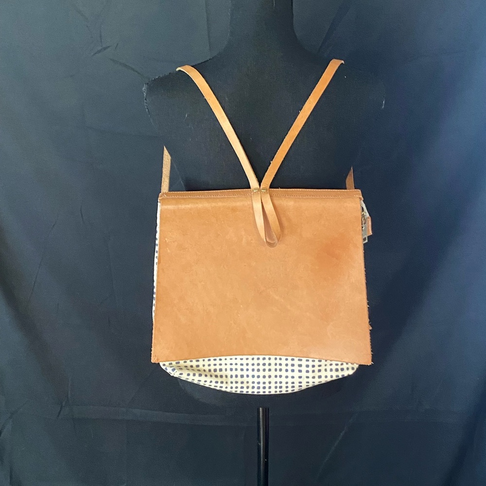 Krestel leather backpack